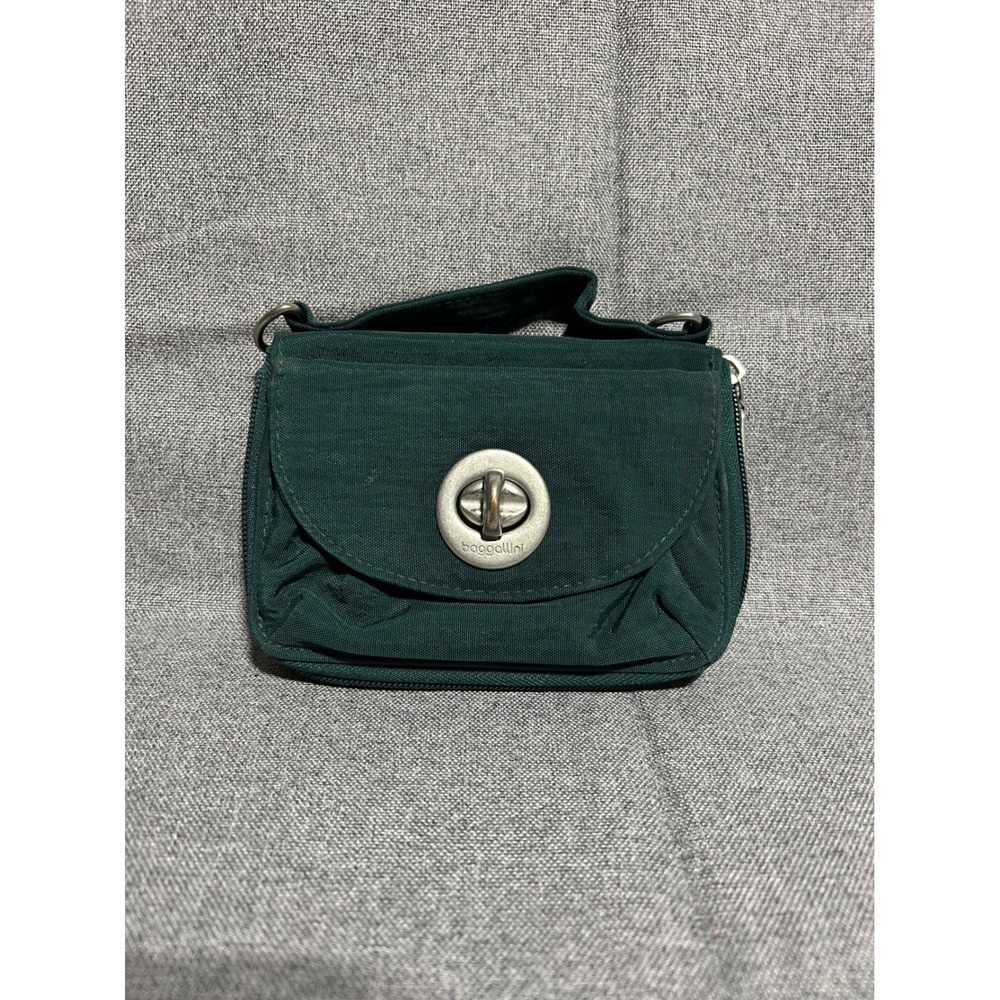 Baggallini Wallet Bag Womens‎ Small Green Nylon Turnlock RFID Organizer
